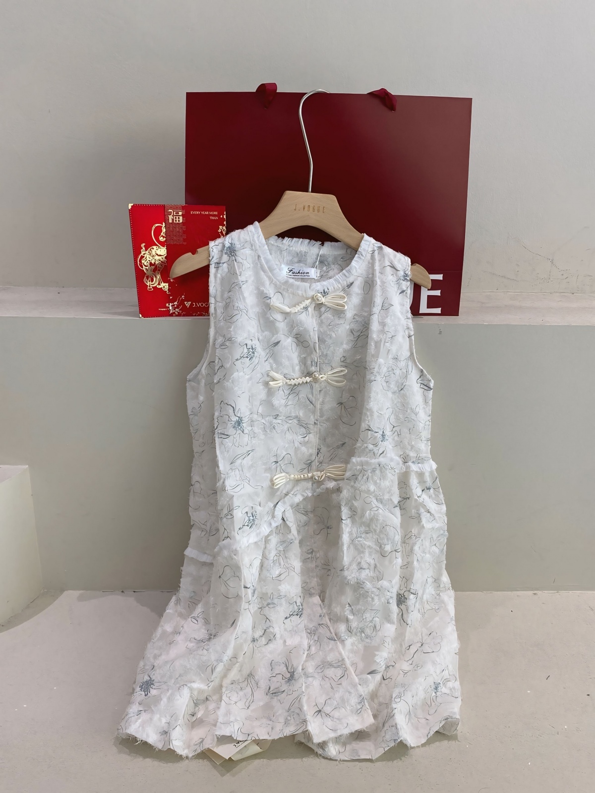 e22c1c74-9923-4e7f-91ed-130218b00633